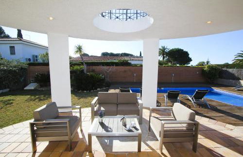 Villa Santorini - Photo 21