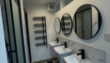 Squarezzz - Group Accommodation - Foto 3