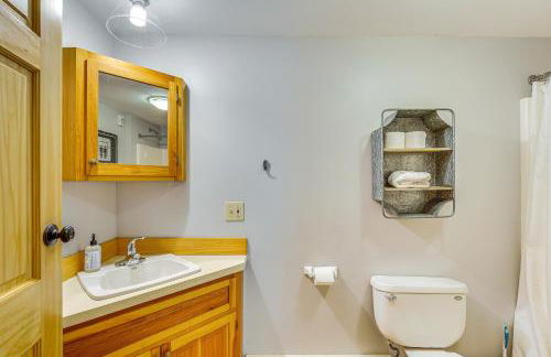 Picture-Perfect Vermont Mtn Cabin with Hot Tub! - Foto 19