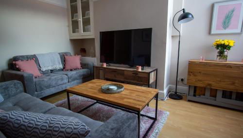 William House - Photo 3