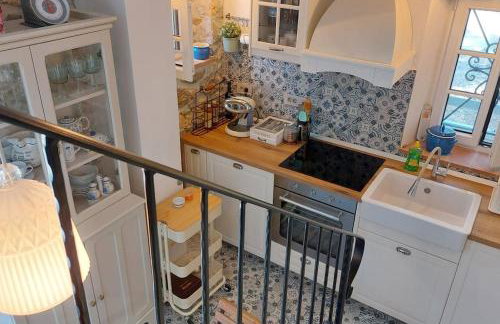 Sundial Stone House - Photo 8