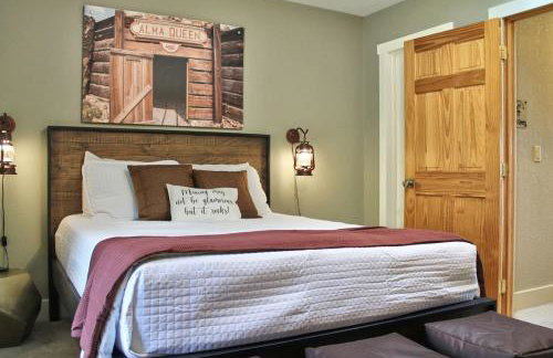 Awe Inspiring Mountain Lodge hot tub for large groups - Foto 13