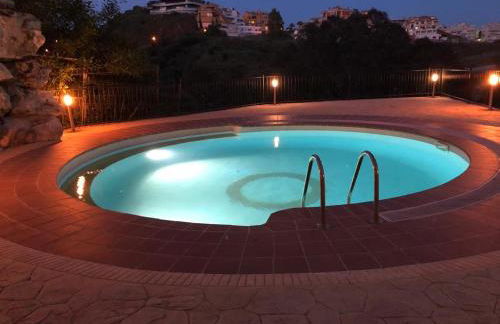 Tranquil 2 bed villa with private pool + sea view! - Foto 31