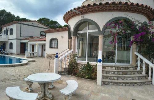 Amarella Costa Dorada - Villa mediterránea con piscina ideal para grupos y familias - Foto 31