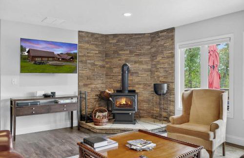 Family Mountain Escape w Private Suite Modern Comforts - Foto 13