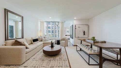 Designer Home in Diplomat District - Foto 1