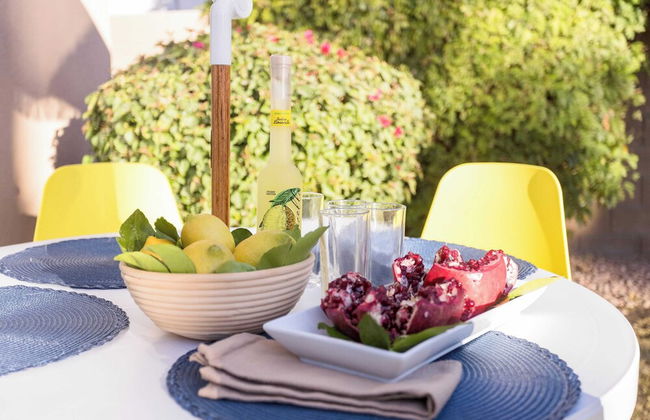 Pool + Hot Tub, Yard, Games Chic Midcentury Design Painted Sand by Avantstay - Photo 27