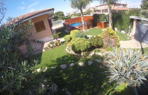 VILLA NEVADA Esclusiva con PISCINA Privata, Il Tuo Angolo di Pace a 5 Minuti dal MARE e 20 Minuti da ROMA - Photo 36