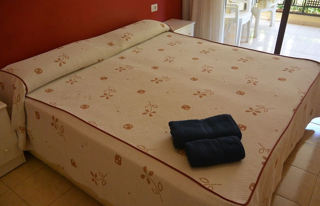 Olivia Sunbeach - Photo 6