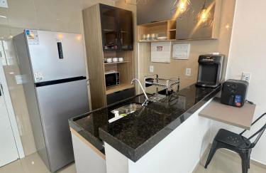 AP completo próx ao Shopping com piscina, garagem e ar - Foto 24