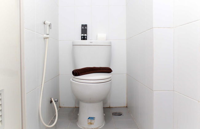 Comfort Living 1Br At Grand Sentraland Karawang Apartment - Photo 8