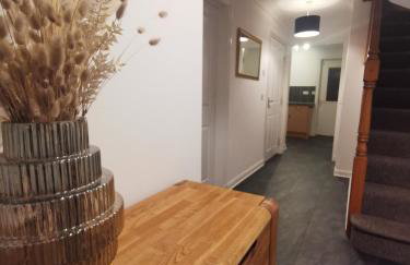 Sun Gardens Retreat- can sleep 10 with 4 Double Beds & 2 sofa beds - Foto 10