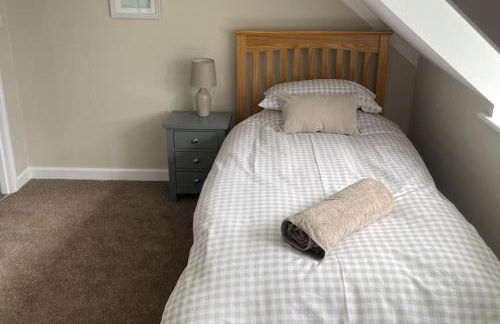 Cottage - Sleeps 4 - Pets Ok - Garden -Parking - Foto 6