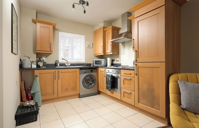 Stylish Flat With Sofa Bed in Malmesbury - Photo 6