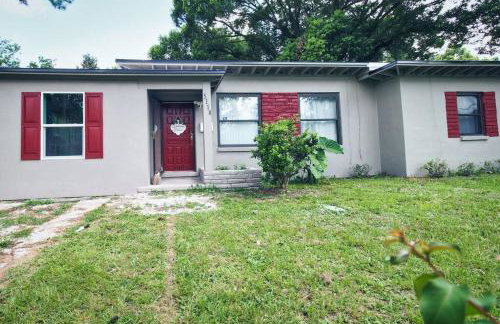 Spacious Modern 5 Bedrooms JAX - Photo 9