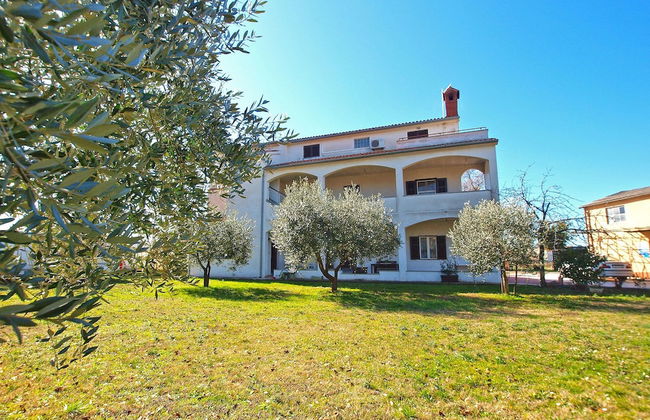 Apartments Blazenka 1270 - Foto 1