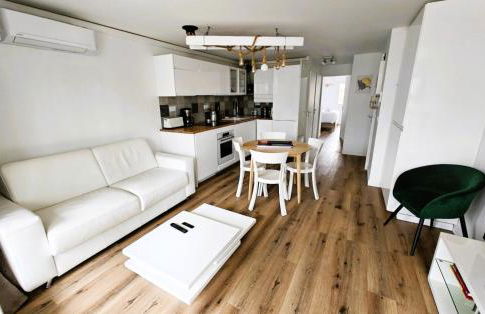 GARE, T2, Vue Bastille et Belledonne, climatisation, neuf - Foto 1