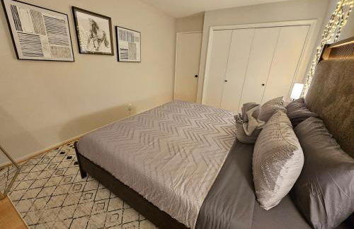 La Jolla Gem with Ocean View - 11 Beds, Hot Tub, Karaoke & Game Den - Foto 22