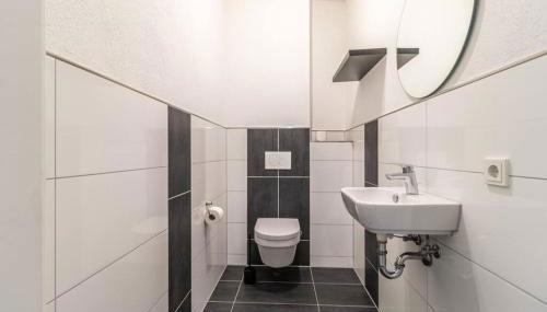 200m² Wohnung mit 6 Schlafzimmer - Foto 3