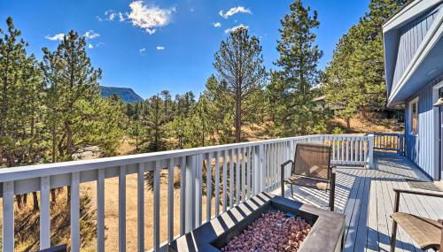 Luxe Updated Home with Grill and Hot Tub 4 Mi to RMNP - Foto 4