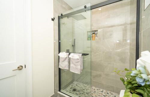 Elegant 4BR Home Yard 4 Parking in Dedham - Foto 8