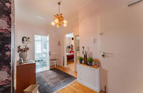 AAB Apartment 80qm mit 2 Schlafzimmern, Self-Check-in mit Wlan und gratis Parkplatz am Haus - Foto 15