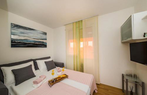 Paeninsula Studio Apartment - Photo 6