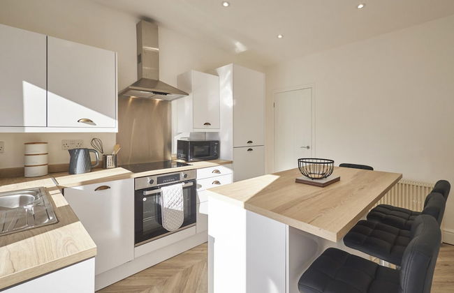 Host Stay Spring Cottage - Photo 10