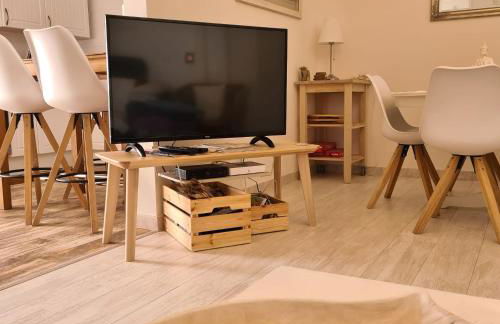 Villa O Canto da Parra - Hot Jacuzzi - Swimming Pool - WIFI - BY BEDZY - Foto 12