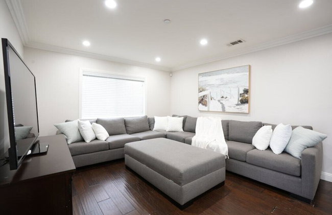 Sweet 4 bedroom, 3 bath plus Loft Bedroom, Pool Home - Foto 39