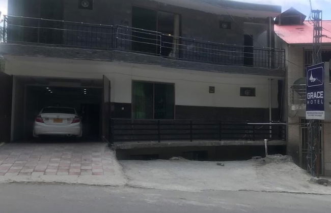 Grace Hotel & Apartments - Photo 13