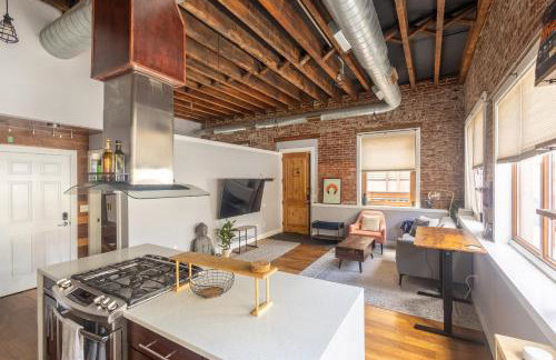 Stylish SOHO-Inspired Loft, 15 Min to NYC Times Square - Foto 37