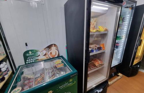 Ap10 Prático, confortável com wifi, piscina, rooftoop e academia em frente ao Metrô - Photo 20