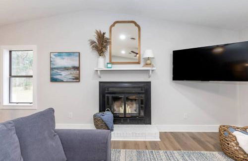 Island Joy - Newly Renovated/Walk to the Beach! - Foto 6