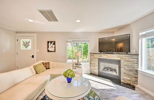 Near I-405 and 1 Mi to Dtwn! Kirkland Family Home - Foto 5