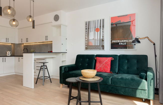 Piaseczno Stylish Apartment by Renters - Photo 1