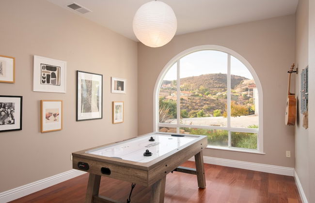 Colina by Avantstay Secluded Mountain Top Oasis w Pool Hot Tub Putting Green - Foto 17