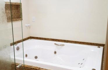 Casa Tartaruga 1 - Luxo com Hidromassagem a 50m do Mar - Photo 1