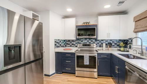 2 Mi to Potomac Mills Modern Home in Woodbridge - Foto 3