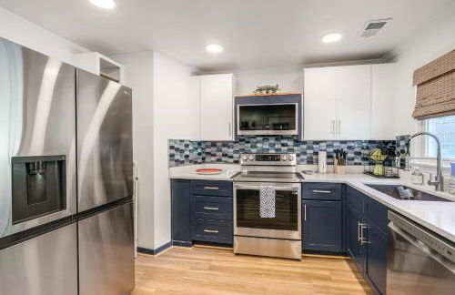 2 Mi to Potomac Mills Modern Home in Woodbridge - Foto 3