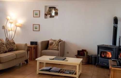 Rose Barn - Adorable country home with private pool - Foto 7