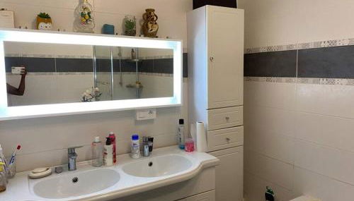 Angele Stephen - Foto 4