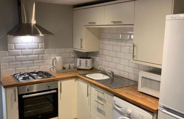 Fantastic 1 Bedroom Basement flat with free parking - Foto 12