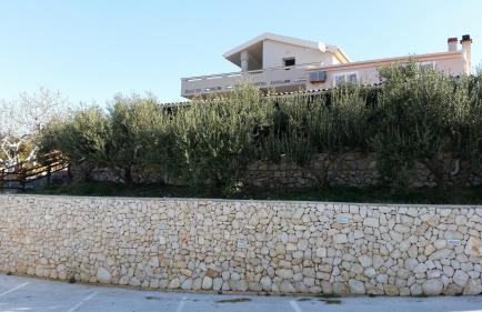 Apartments with parking space Kolan, Pag - 16482 - Photo 1