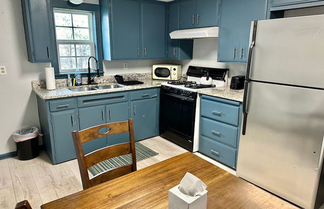 Comfy House With Fenced Yard I Step to Plaza Dist - Photo 10