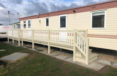 ML66 8 BERTH CARAVAN GOLDEN PALM CHAPEL ST LEONARDS - Foto 1