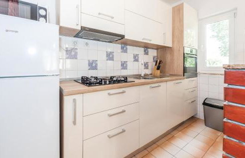 Lovely Home In Unesic - Foto 19