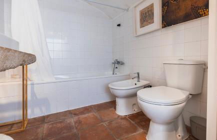 Artsy Sintra I by LovelyStay - Photo 30