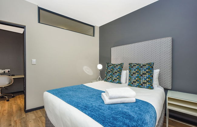 Easy Stay - The Vantage - Photo 57