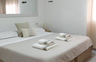 La Mediterránea - Photo 6